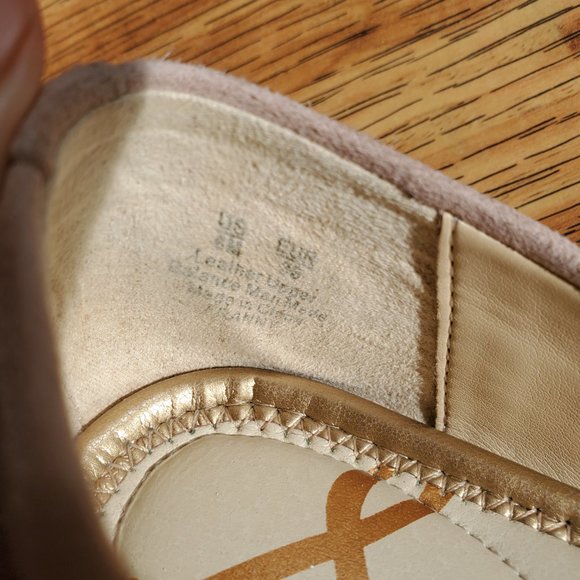 Sam Edelman Suede Bow Pale Pink/Taupe Flats - Picture 4 of 5